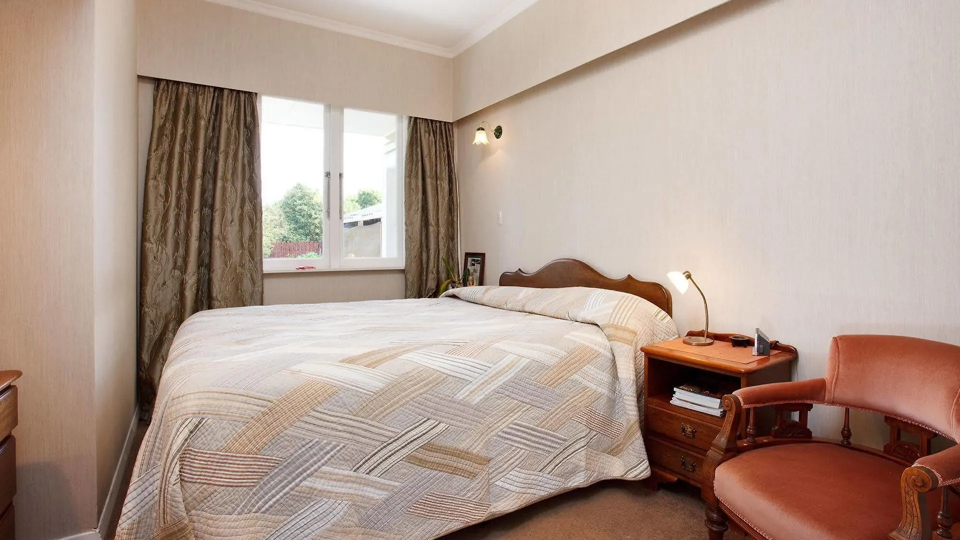 Tresco Blenheim Aparthotel 4*,